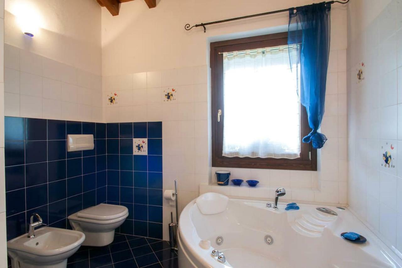 Casa Vacanze Il Noce Sovere Buitenkant foto